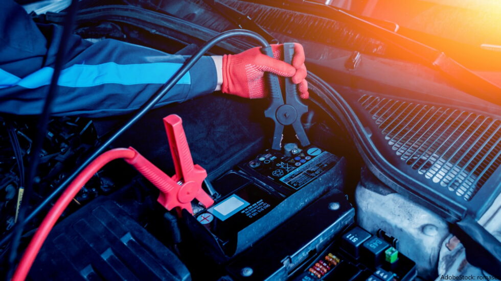 Autobatterie Beim Fahren Laden Licht An Oder Aus Autobatterie anschließen - Batterie richtig laden - SJS Carstyling