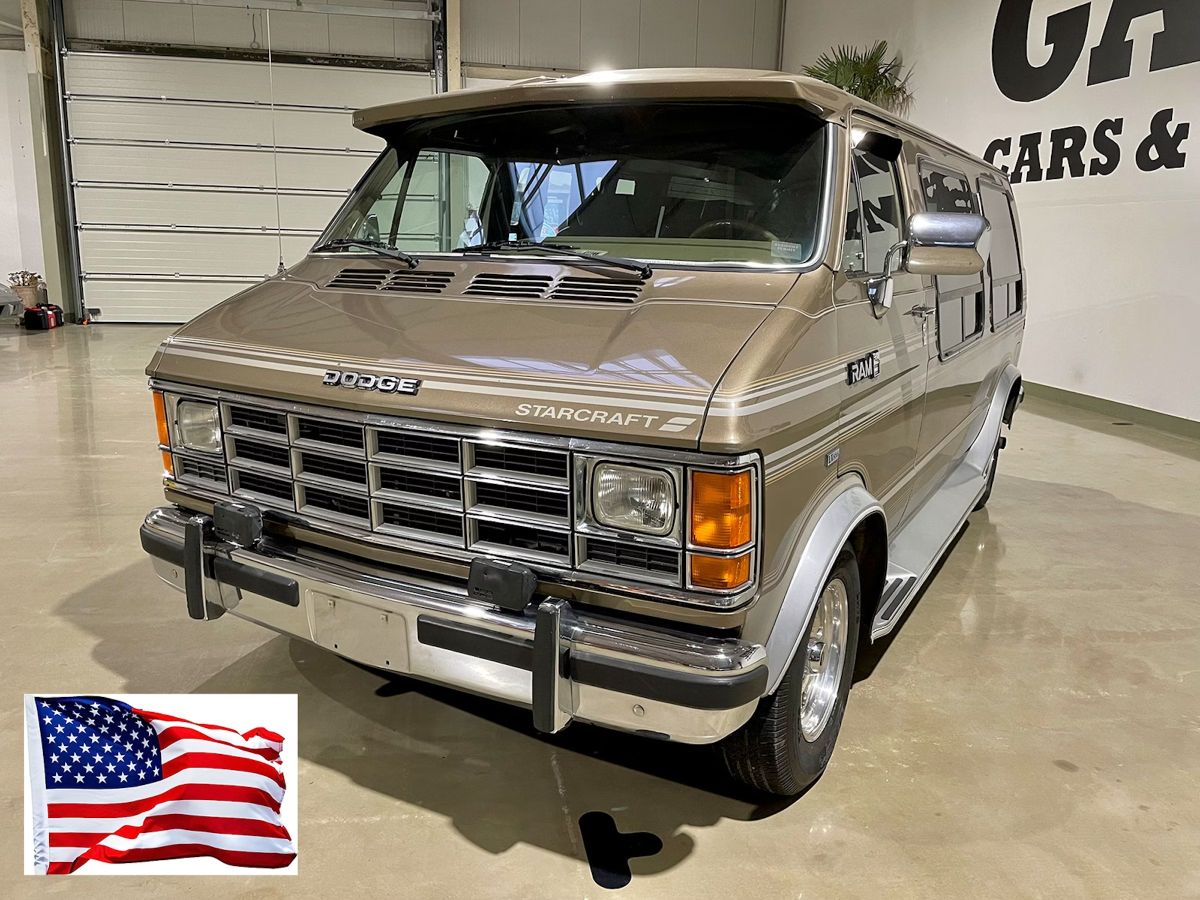 Dodge RAM VAN B250 Ottochrom