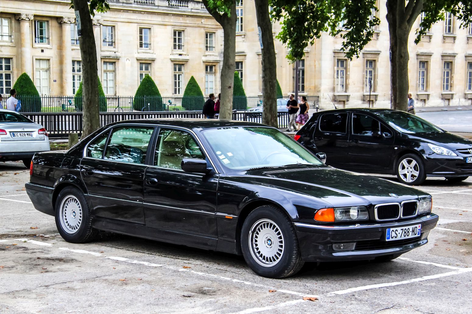 BMW E38 Dachhimmel neu beziehen: Ultimativer Ratgeber
