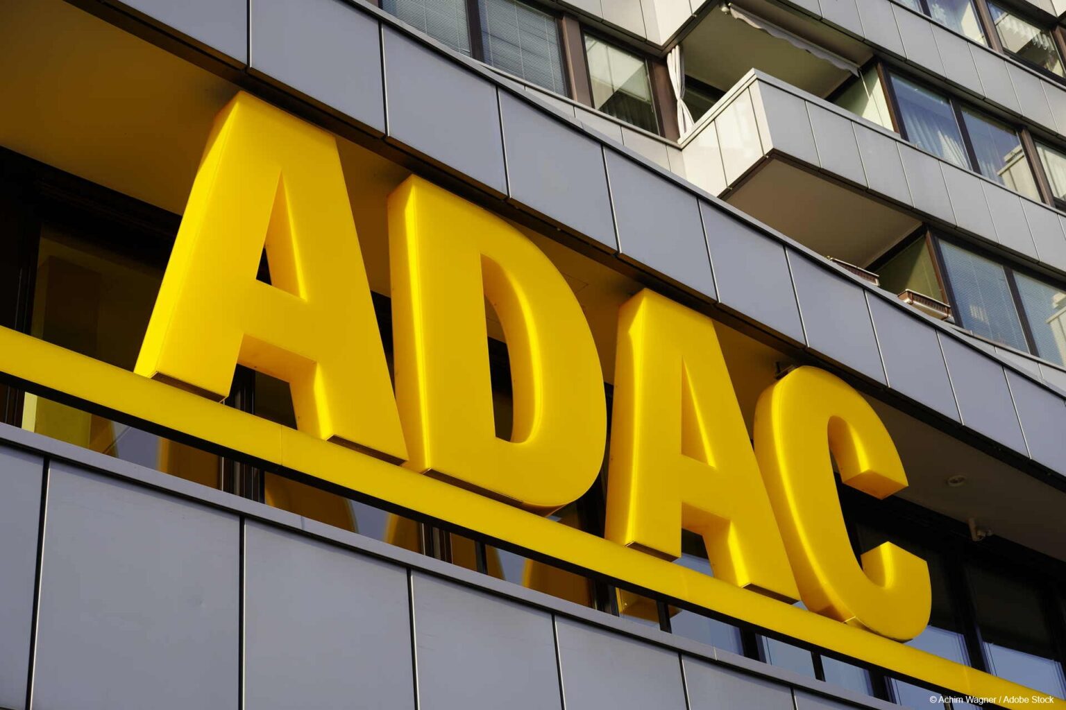 Gut, gelb, günstig? Die ADAC-Oldtimerversicherung