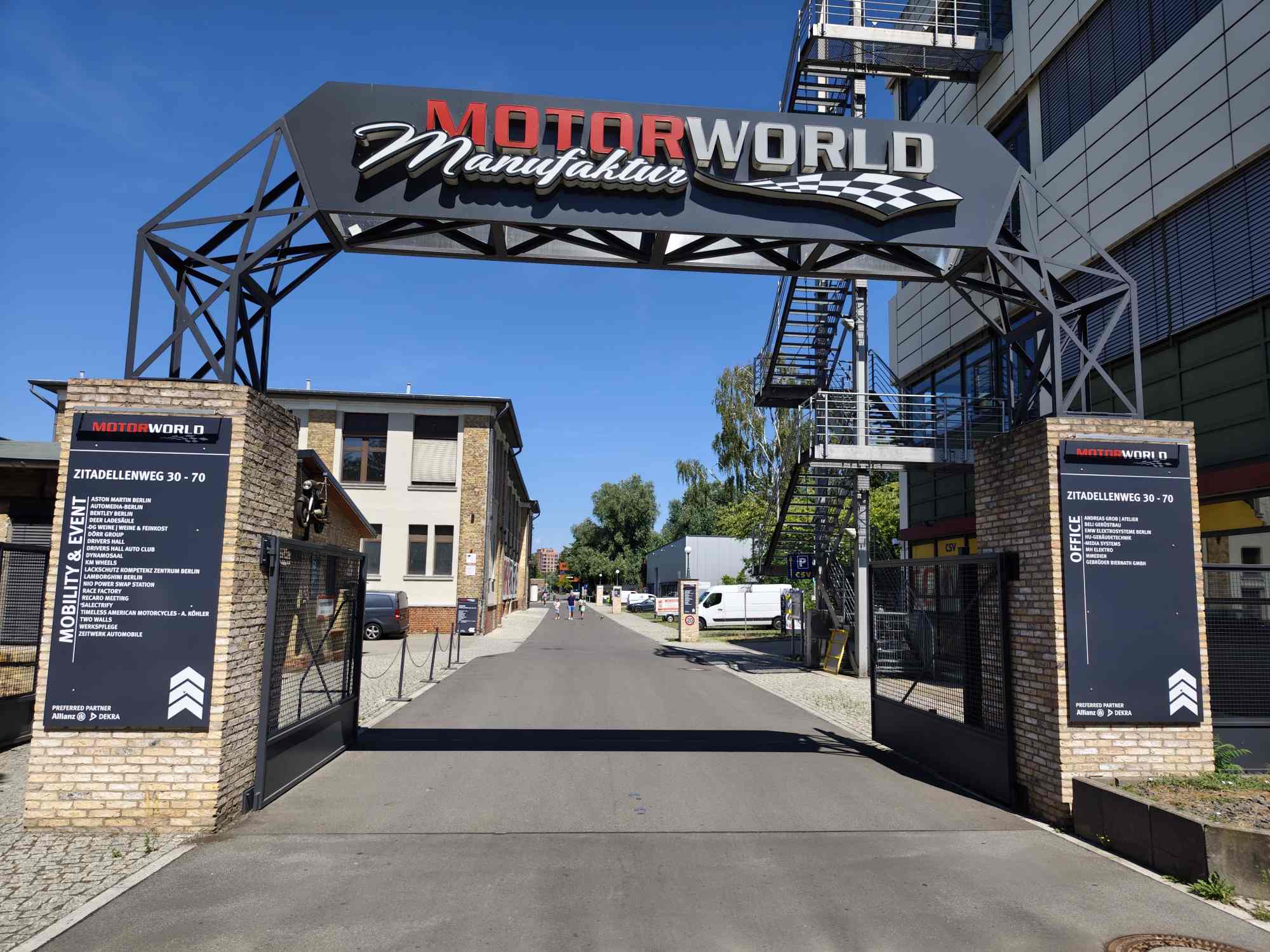 Motorworld Berlin und Race Factory (2)