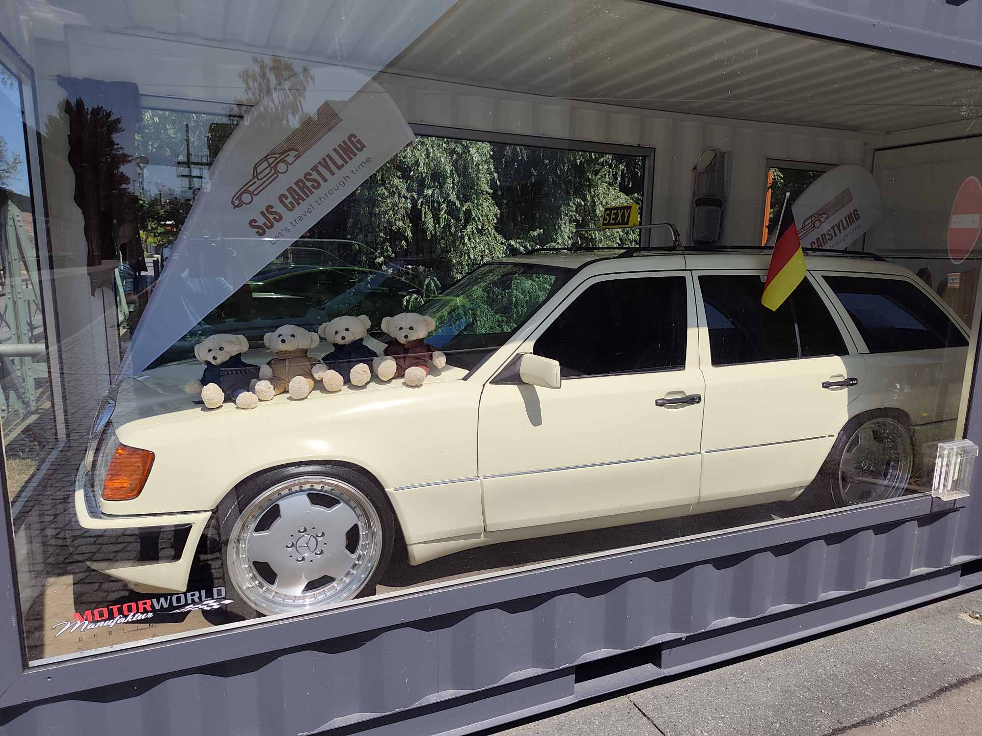 Motorworld Berlin und Race Factory (3)
