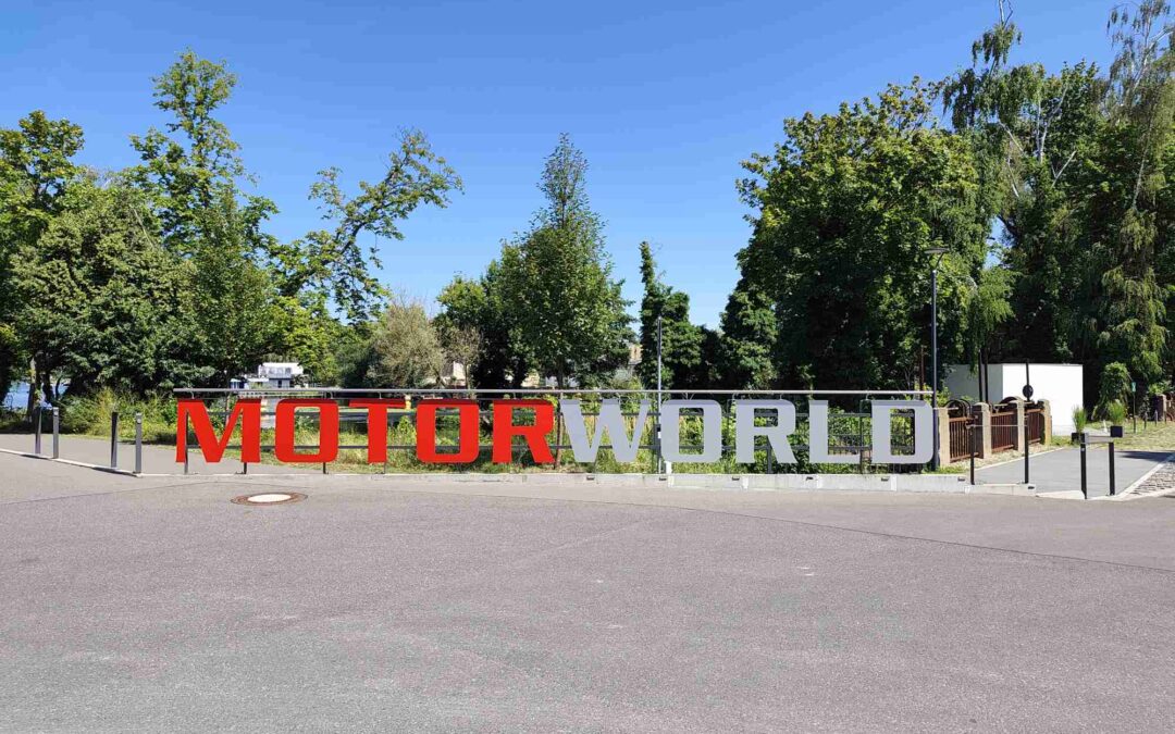 Wo die Hauptstadt Benzin atmet: Motorworld Berlin