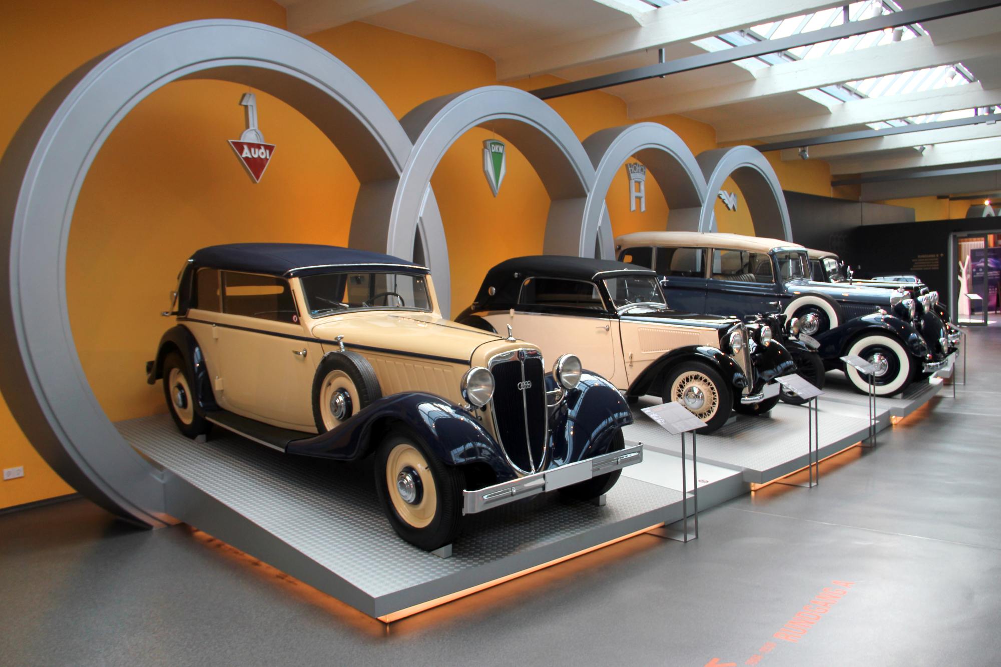 Die Geschichte der vier Audi-Ringe bei Retromanie (3) Die Geschichte der vier Audi-Ringe bei Retromanie (3)