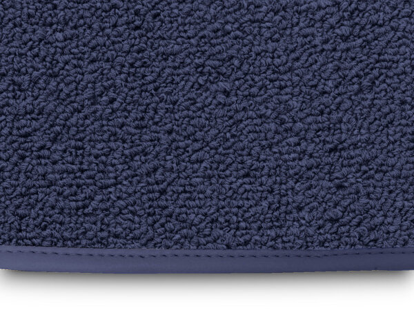 Teppichsatz Teppich für Mercedes W110 kleine Heckflosse Gummi Absatzschoner blau (Schlinge)