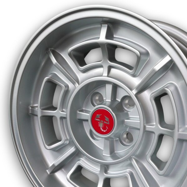 CD68 Style Leichtmetallfelgen Felgen für Fiat 124 Coupe 7x15 ET 0