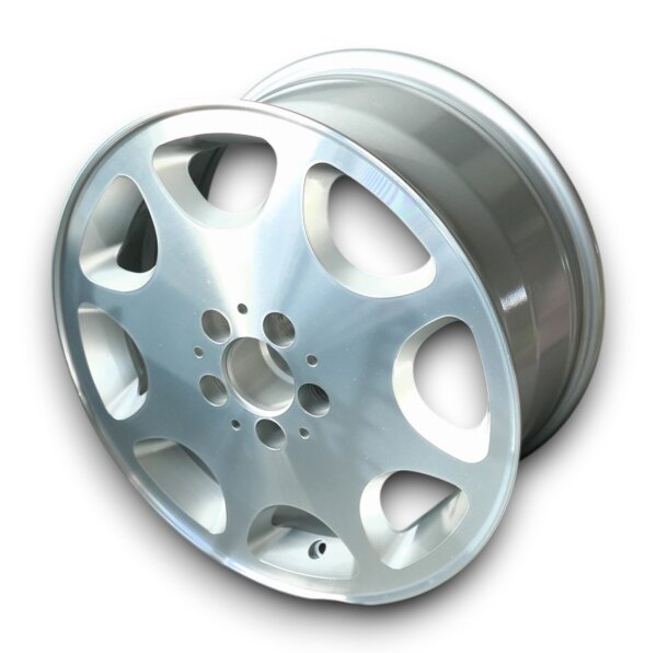 Achtloch Style Leichtmetallfelge für Mercedes C-Klasse W202 8x17 ET 34