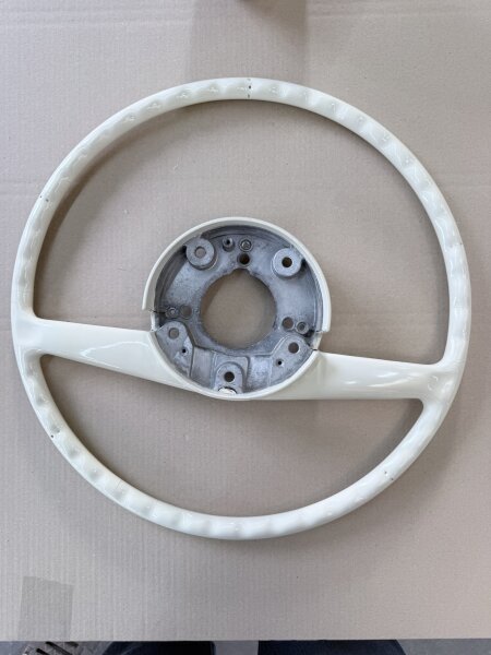 Lenkrad für Mercedes Benz W108 W109 W114 W115 / 8 B Ware, elfenbein